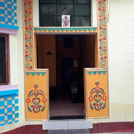 Divine Calling Hotel Rishikesh Exterior photo